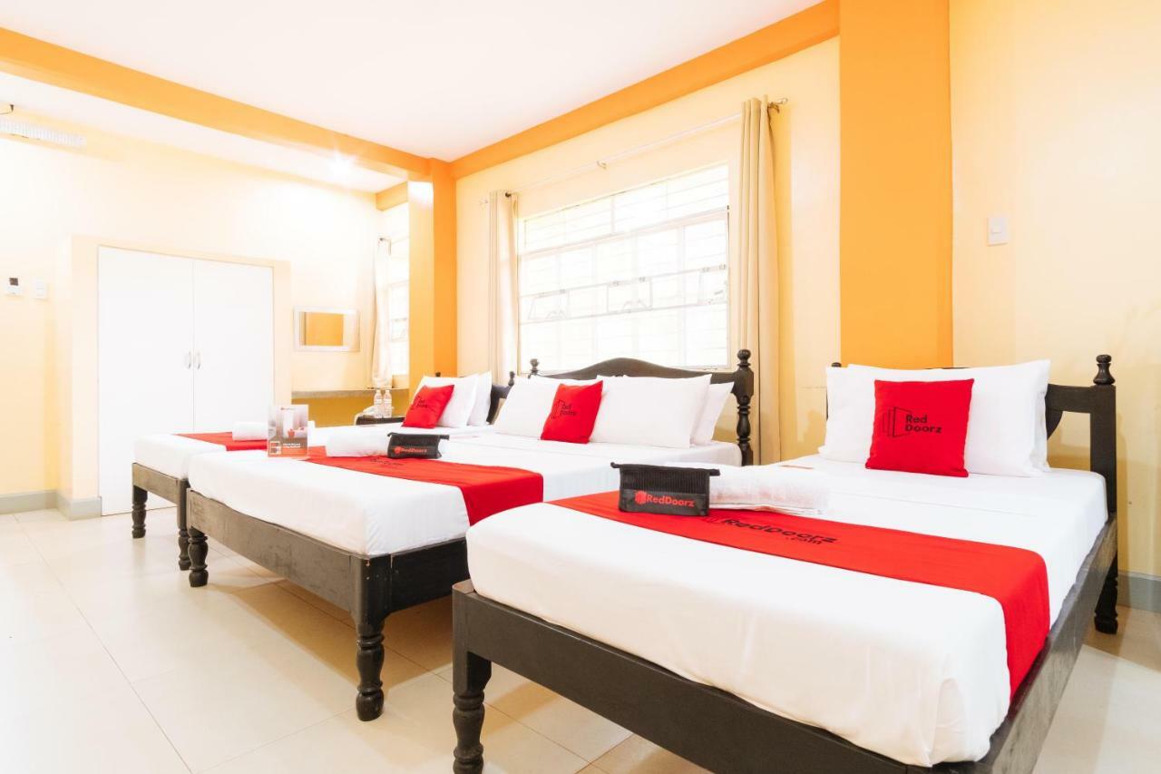 Reddoorz Premium @ Gabinete Road Palawan Hotel Puerto Princesa Exterior photo